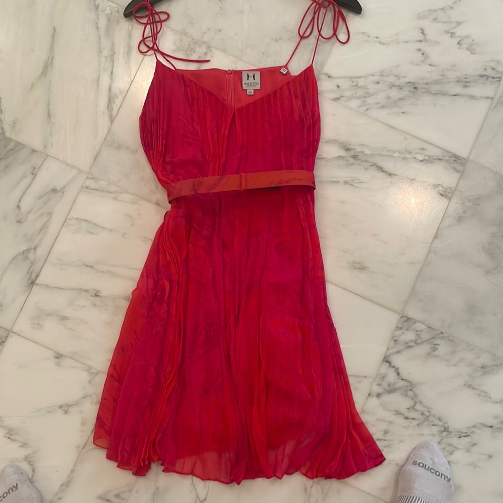 Halston Heritage belted dress — size xs